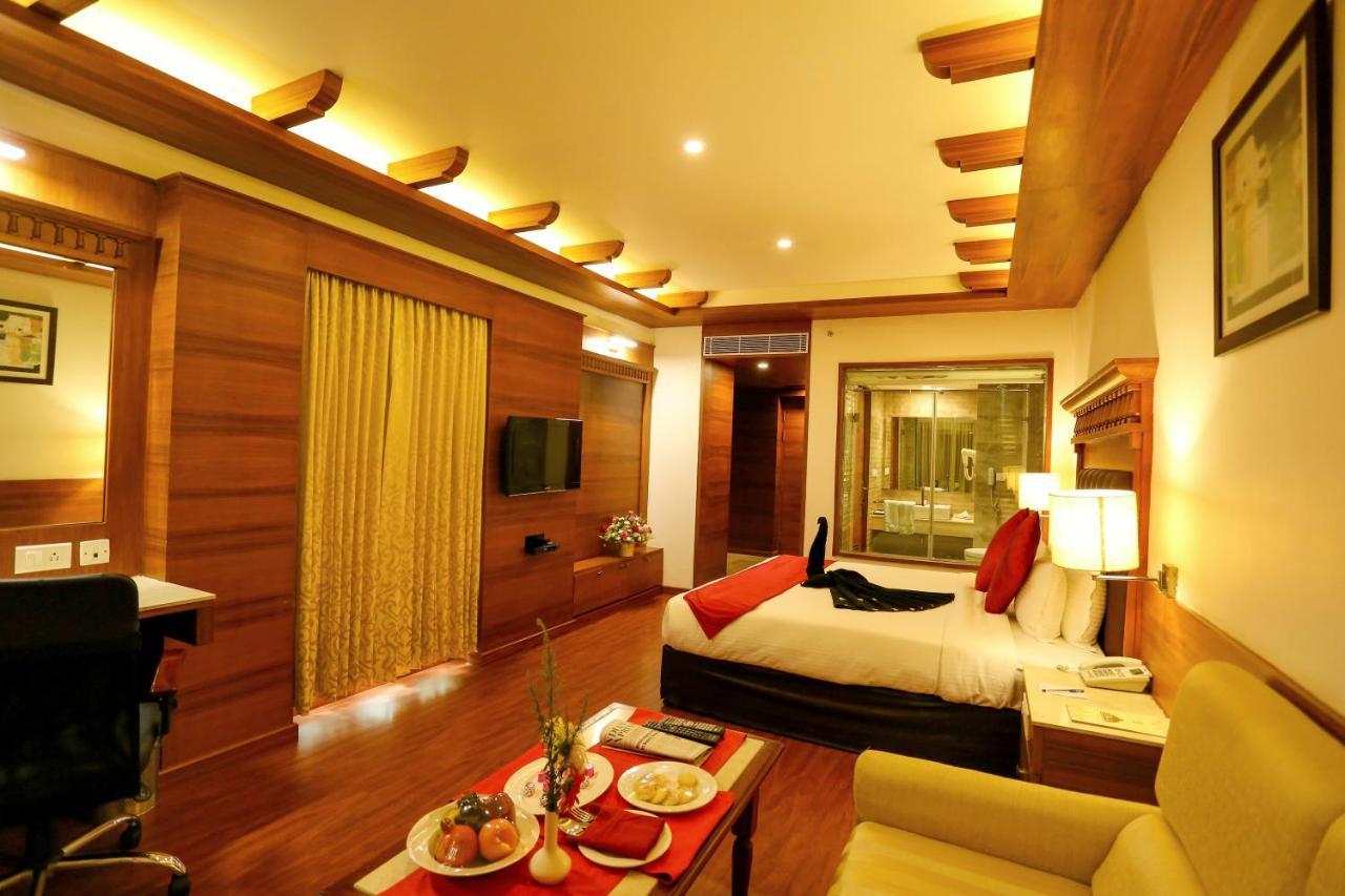 Sivaraj Inn Salem Εξωτερικό φωτογραφία